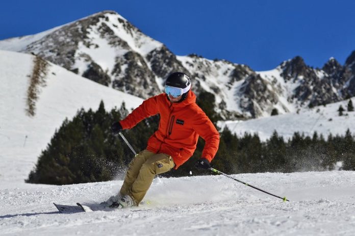 4 Reasons to Visit Bear Valley for Your Next Ski Trip