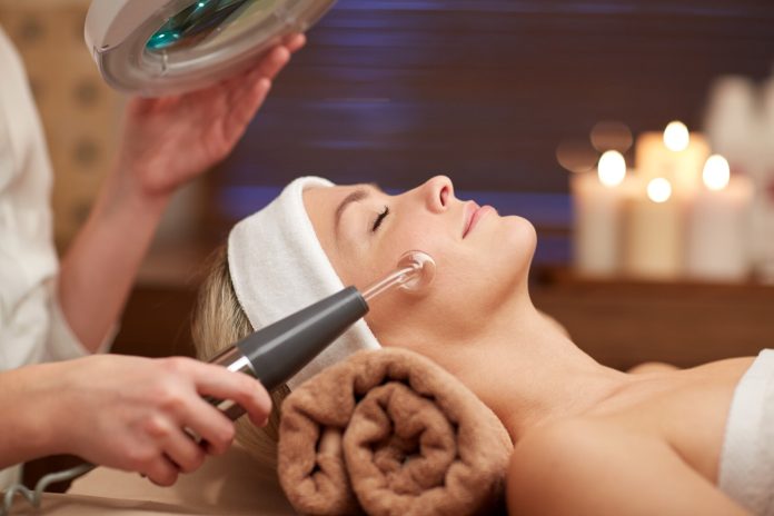 The Benefits of a Facial Treatment